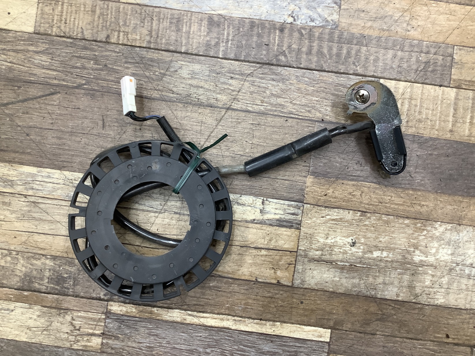 K66 BRIDGESTONE HYDEE.B ブリヂストン ハイディビー(HY6L62)26インチ スピードセンサー