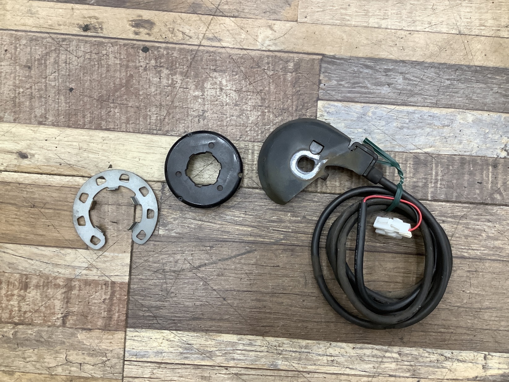 K74 Panasonic ViVi DX パナソニック ビビ・DX(BE-ELD634F)26インチ スピードセンサー