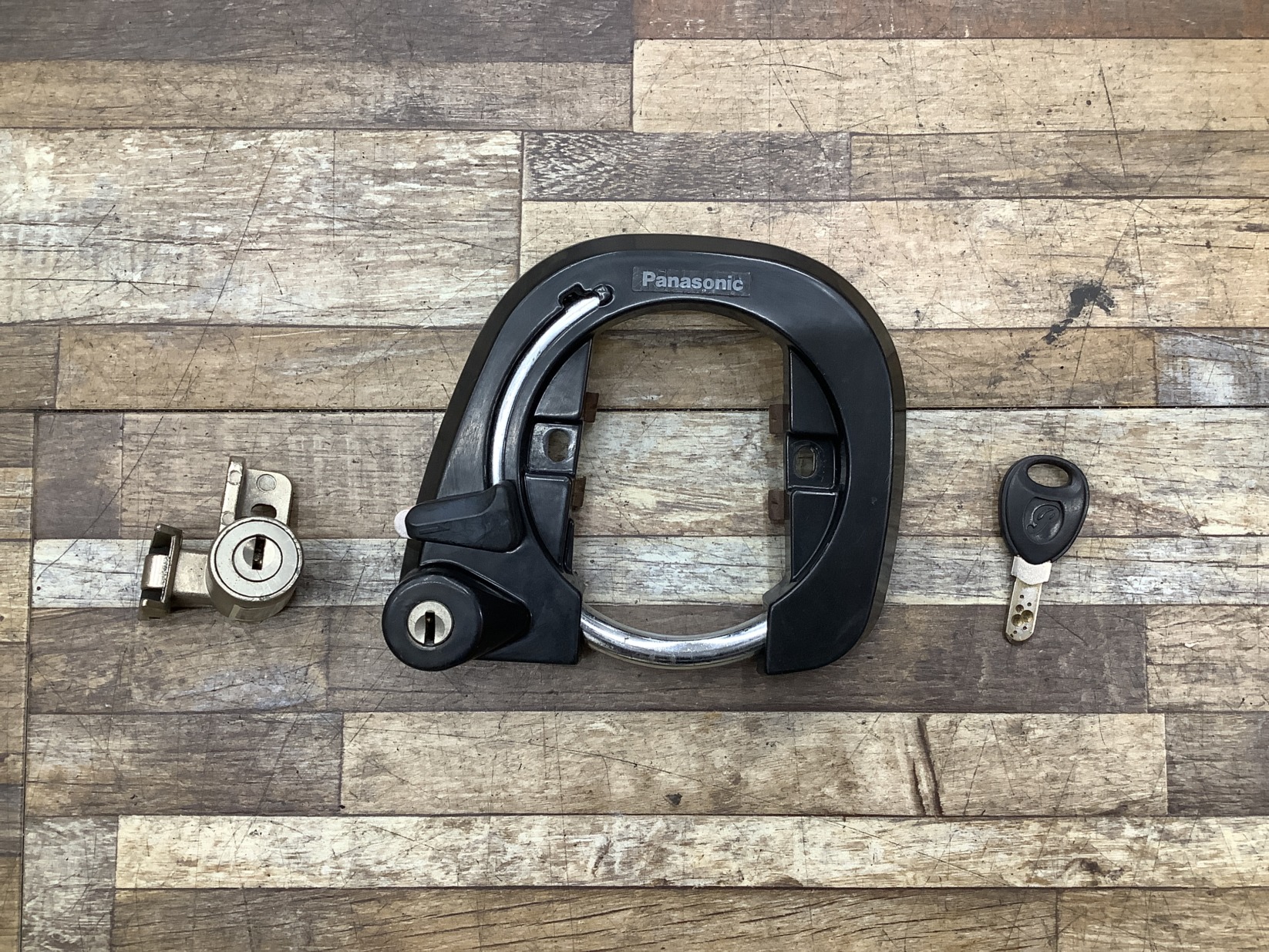 K175 Panasonic ViVi DX パナソニック ビビ・DX(BE-END636R) 26インチ カギ キーセット