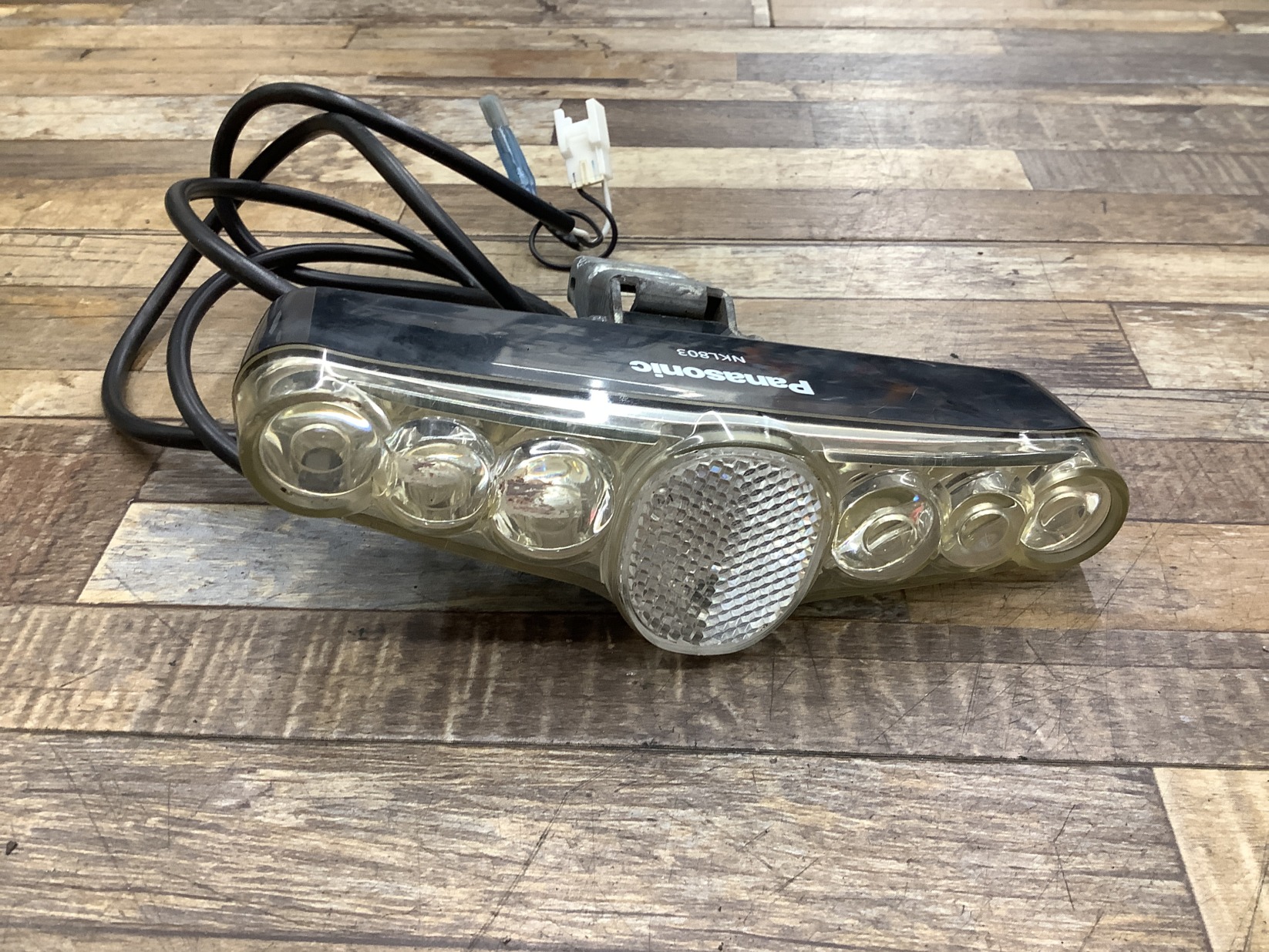 K193 Panasonic ViVi PX パナソニック ビビ・PX(BE-ENP63K)26インチ LEDライト