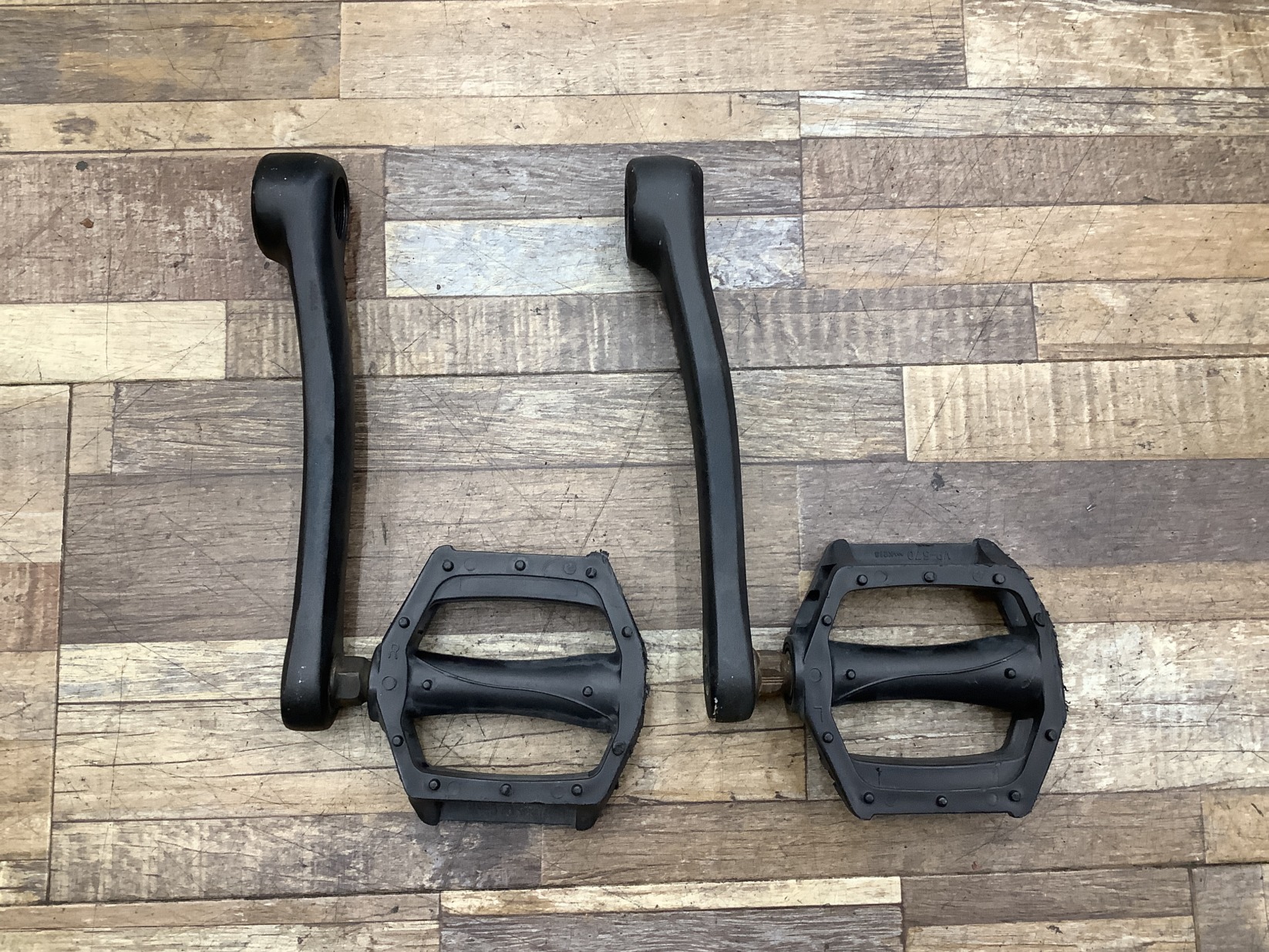 K197 BRIDGESTONE TB1 e ブリヂストン ティービーワン e(TB7B42)27インチ ペダル