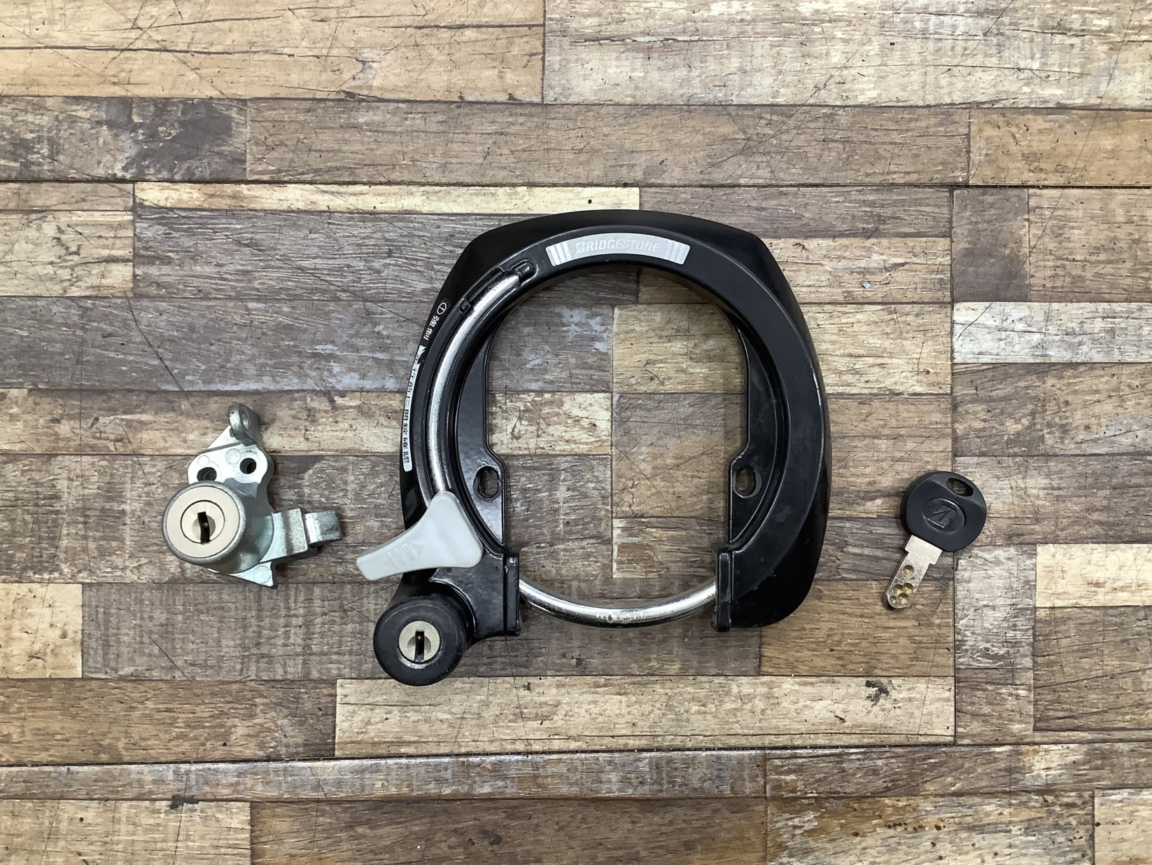 K242 BRIDGESTONE HYDEE.B ブリヂストン ハイディビー(HY683)26インチ 電動アシスト自転車 カギ キーセット