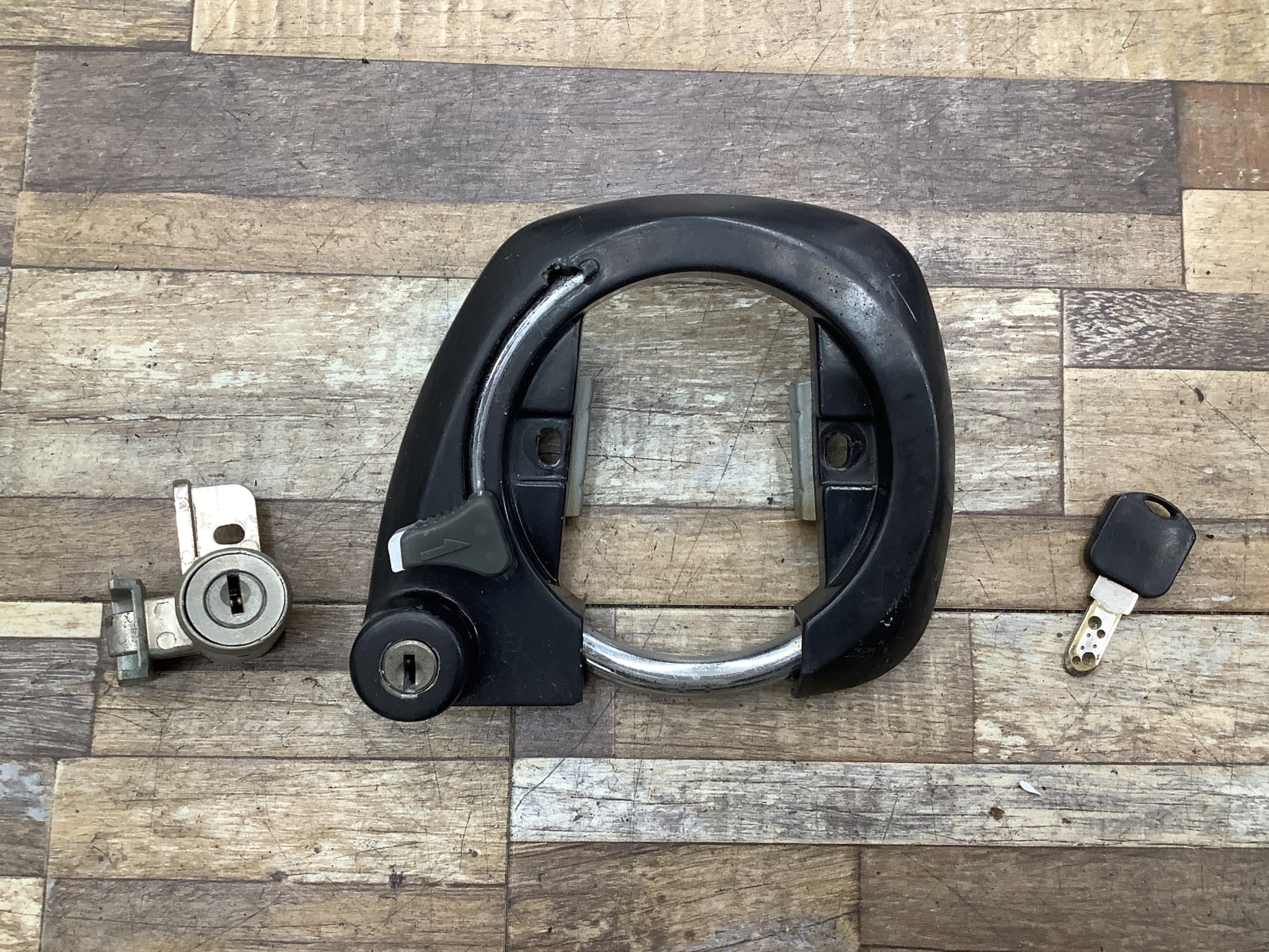 K269 Panasonic A.girl’s パナソニック エーガールズ(BE-ENDF63R)26インチ 電動アシスト自転車 カギ キーセット