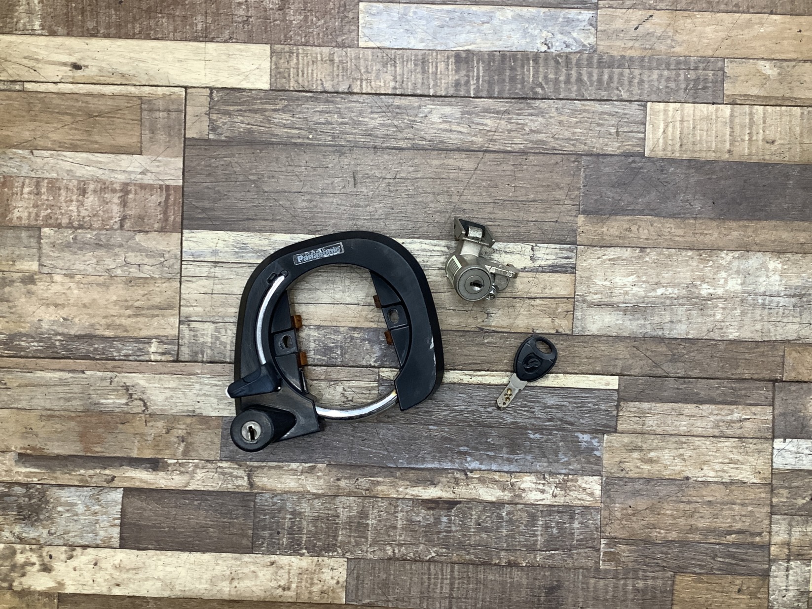 L2 Panasonic ViVI DX パナソニック ビビ DX(BE-END635T2)26インチ 電動アシスト自転車 カギ キーセット