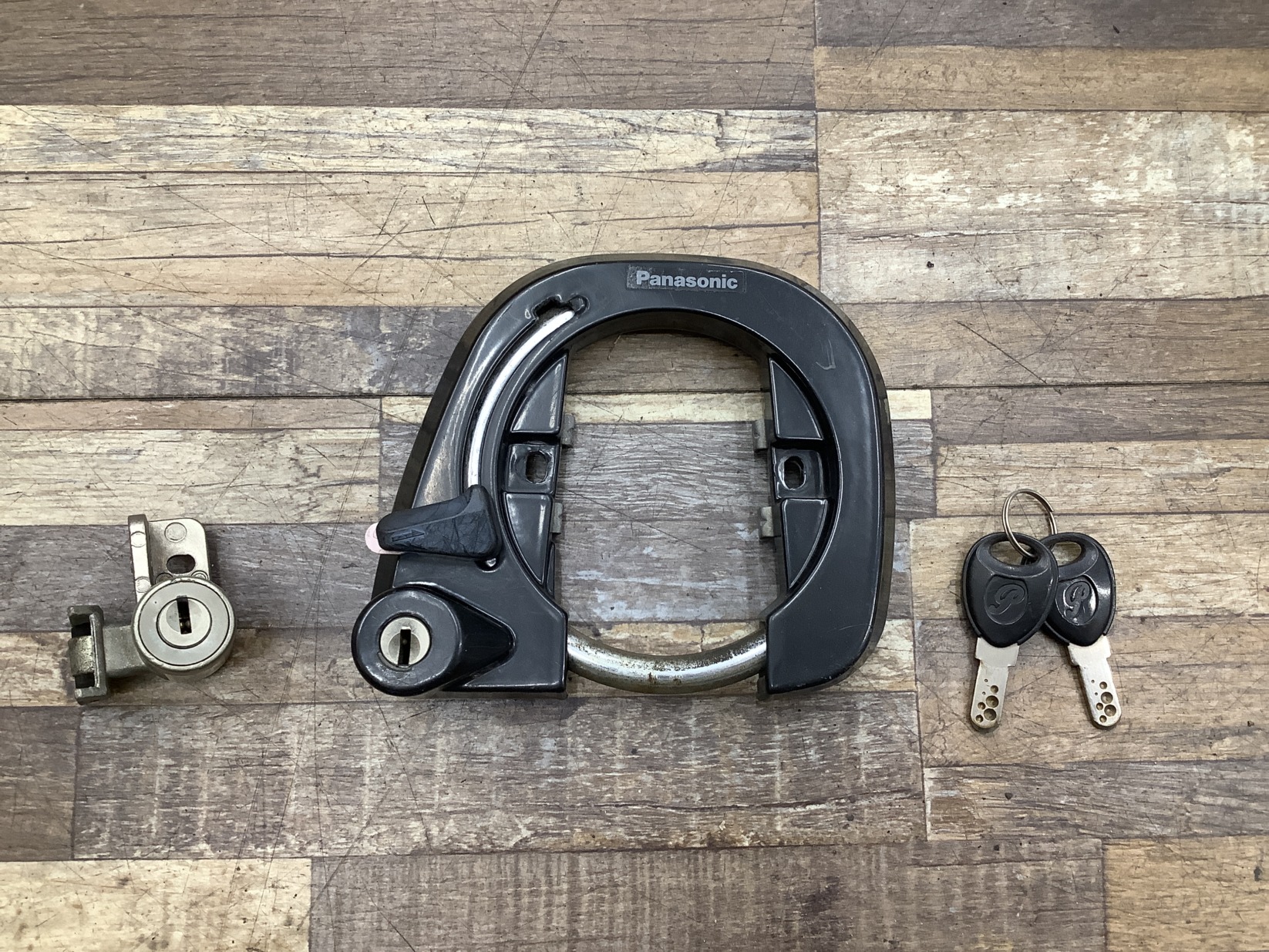 K367 Panasonic ViVi DX パナソニック ビビ・DX(BE-END636T2)26インチ 電動アシスト自転車 カギ キーセット