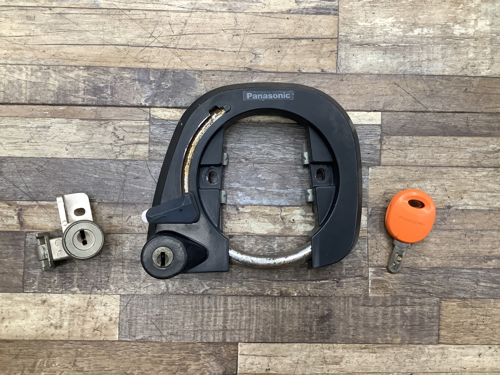 K406 Panasonic Lithium ViVi DX パナソニック リチウムビビ・DX(BE-END634T2)26インチ 電動アシスト自転車 カギ キーセット