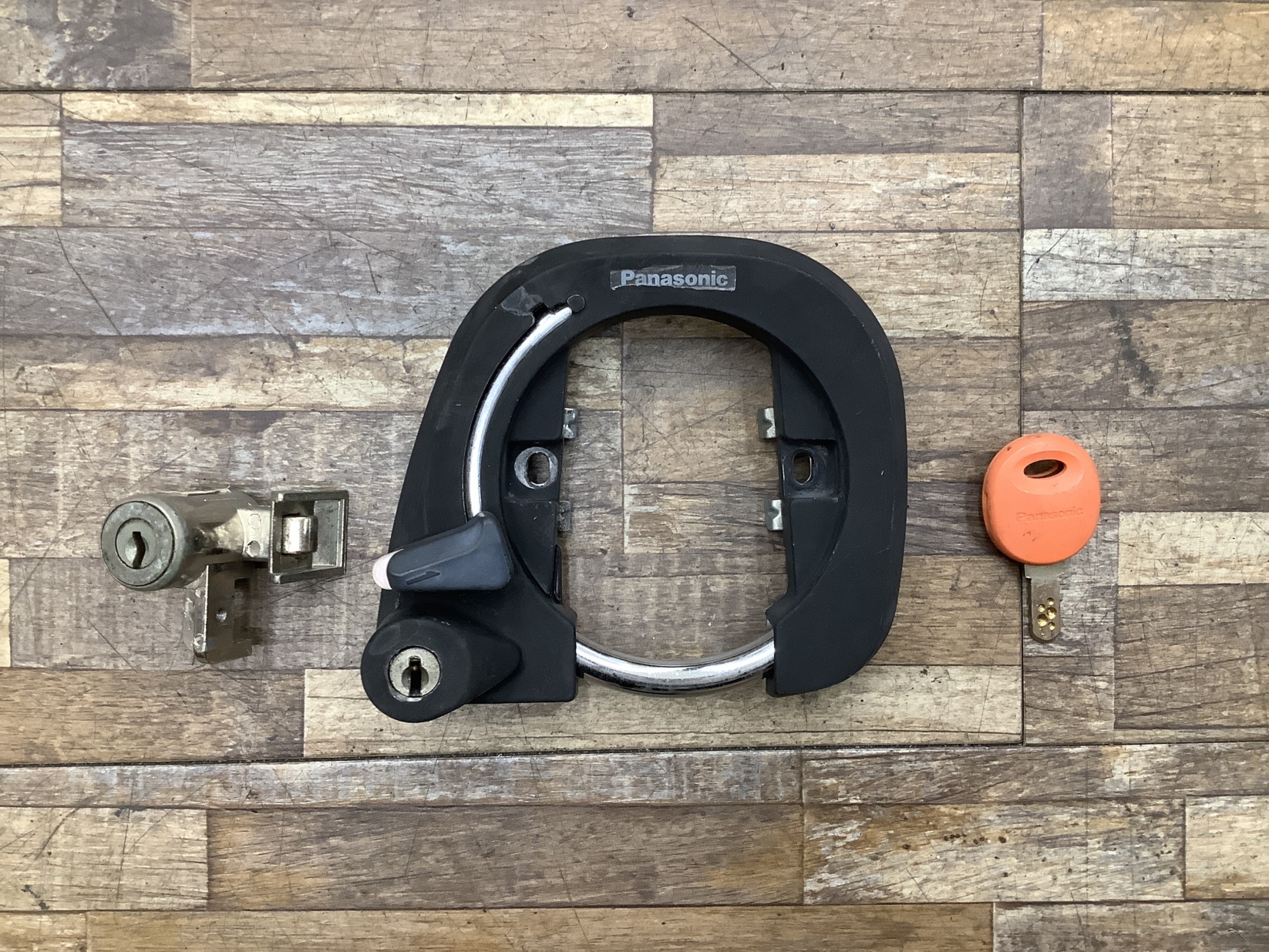 L25 Panasonic Lithium ViVi DX パナソニック リチウムビビ・DX(BE-END633B)26インチ 電動アシスト自転車 カギ キーセット