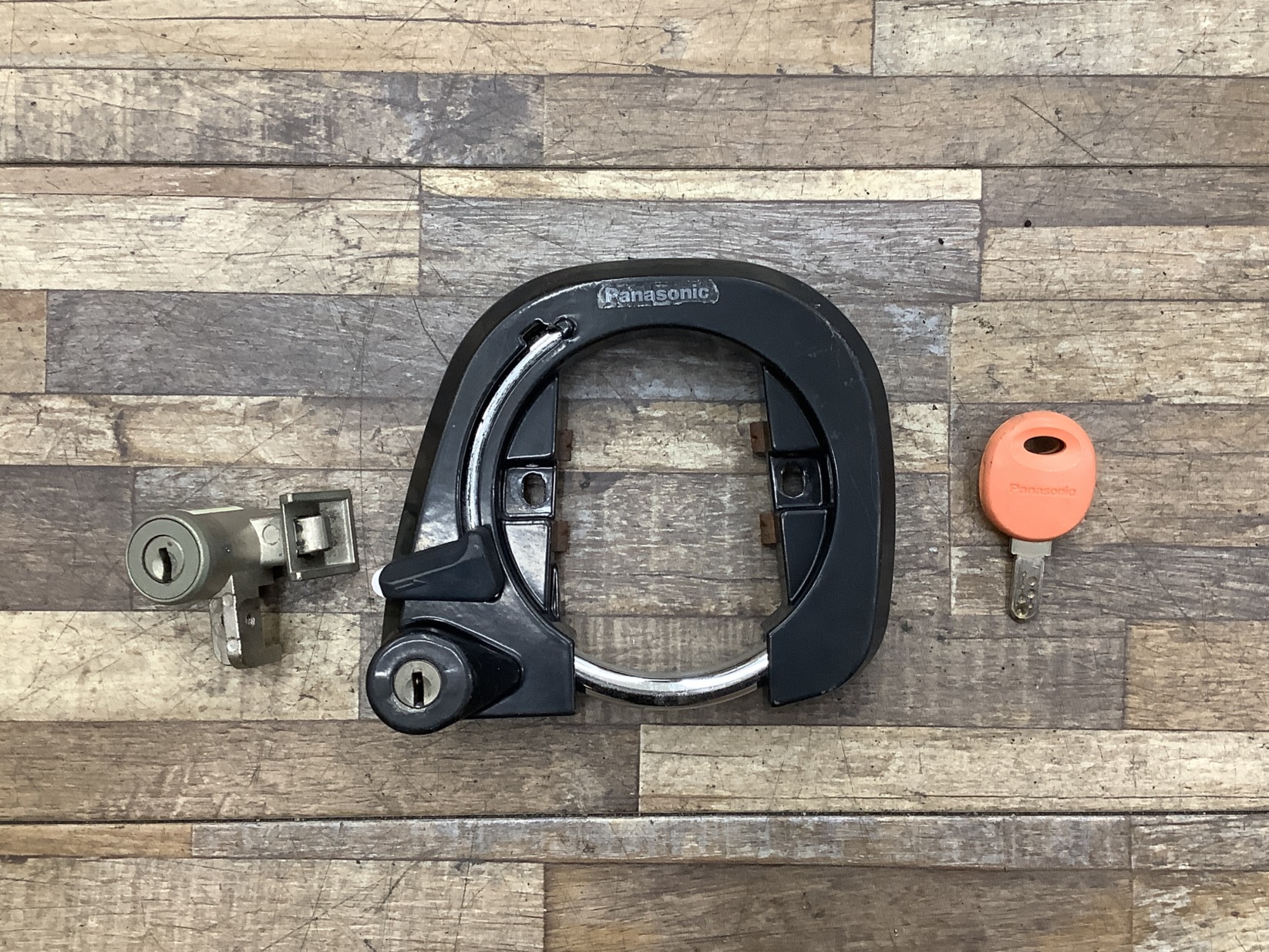 L31 Panasonic ViVi BUDDY パナソニック ビビバディ(BE-ENDM633B2)26インチ 電動アシスト自転車 カギ キーセット